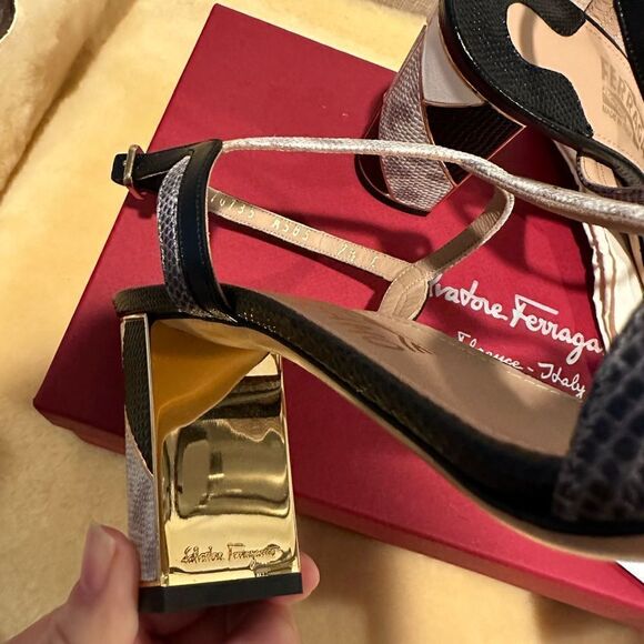 Salvatore Ferragamo strappy Leather Ankle Strap Sandals 37,5 (7,5) and 37 (7) - Picture 3 of 13
